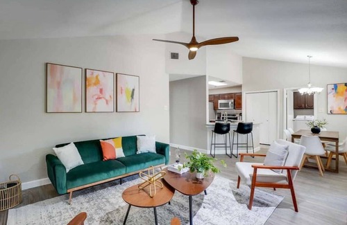 Lewisville House | Texan Hideaway - Cozy, Convenient, Comfortable!