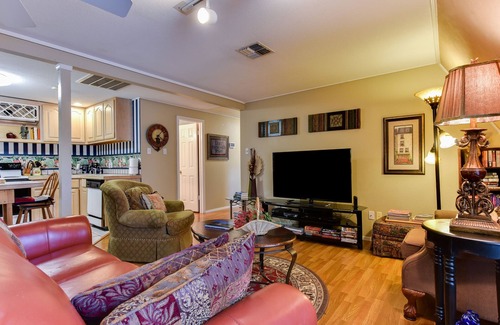 Oakland Estates Other | Texas Barn-House, Rustic, Peaceful in Heart of Med Ctr, permit STR-22-13500017