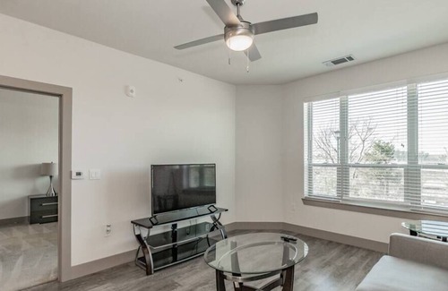 Highland Village Apartment | Texas Corporate Housing Solutions Professional Apt