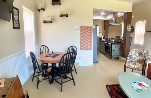 Boerne House | Texas Hill Country views at The Oval House on the Owl Spring Ranch near Boerne