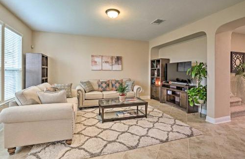 Manor House | Texas Home with Patio and Grill about 16 Mi to Austin
