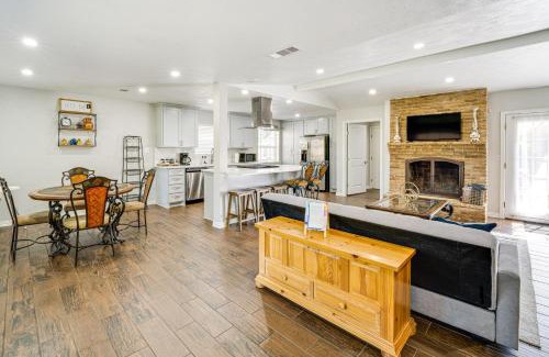 Richardson House | Texas Home with Yard 2 Mi to Prairie Creek Park