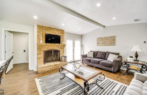 Richardson House | Texas Home with Yard 2 Mi to Prairie Creek Park