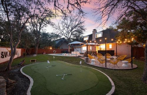 North San Antonio - SAT House | Texas Oasis - Pool Games Hot Tub & Family Fun
