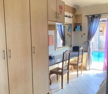 Phalaborwa House | Texas Phalaborwa guesthouse