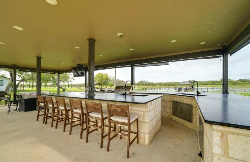 Yancey House | Texas Ranch Retreat Swim On-Site