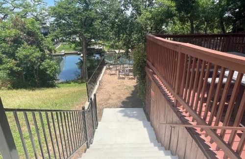 New Braunfels House | Texas River Haus LD 1683