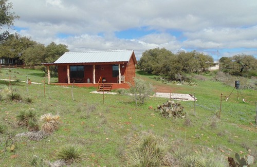 Llano Cabin | Texas T Bed and Breakfasts