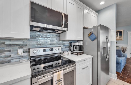 Red Fish Cove Condo | Texas Twilight is a bayside condo in the Pointe West Community, Galveston, TX.