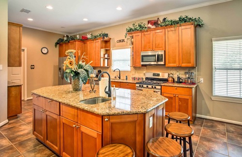 Marshall House | Texas Vacation Rental w/Fireplace, Near Lakes