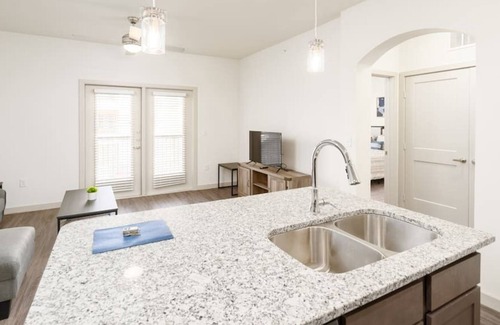 Buda Apartment | Texsa Corporate Housing 1BR Apartment