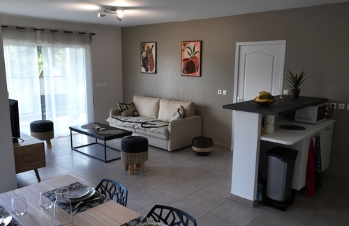 La Savane Apartment | The friar's bay islets, 100 m from a heavenly beach