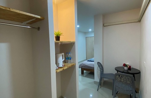 Bang Chalong Apartment | Cozy 1-bedroom apartment near BKK airport with AC, WiFi