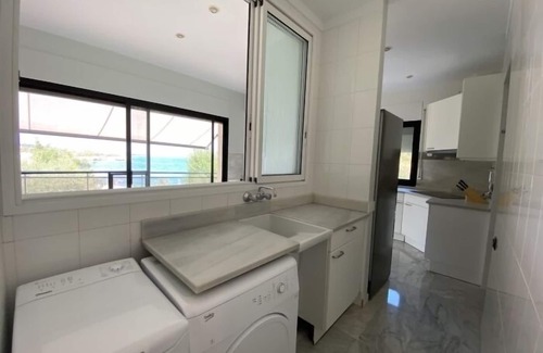 Tarragona Villa | th142 Villa in Tarragona · 5 bedrooms · 6 beds · 2 baths