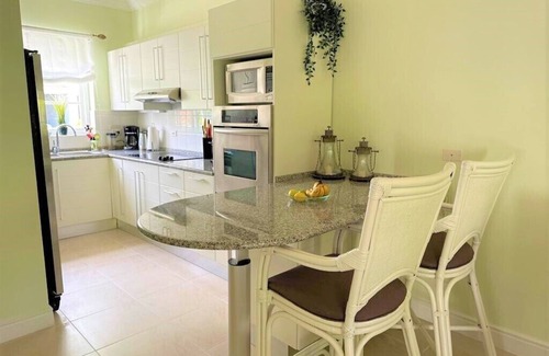 Sandy Lane House | TH3, NEW-3 Bed Townhouse near beach on West Coast