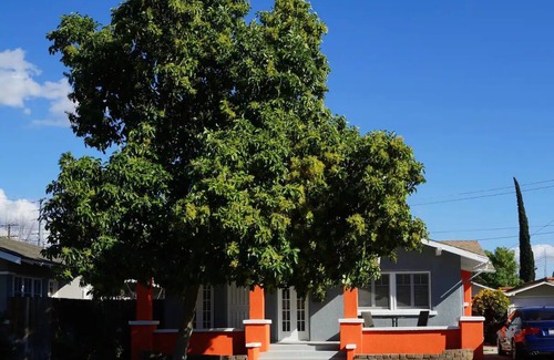 Downtown Riverside House | Tha Jazz House