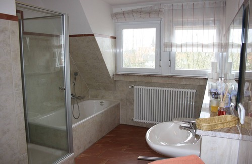 Rheinhausen Apartment | Thai Tawan Loft at Europa-Park Rust