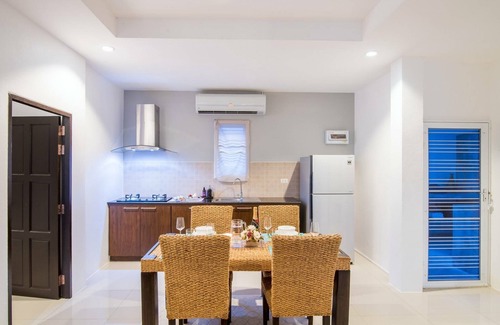 Wang Pong House | Thailand Private 10 meters pool villa