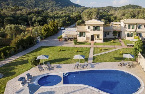 Dafnata House | Thalassa - A paradise. Luxury 2 Bedrooms House (Sleeps 4) With Pool In Corfu