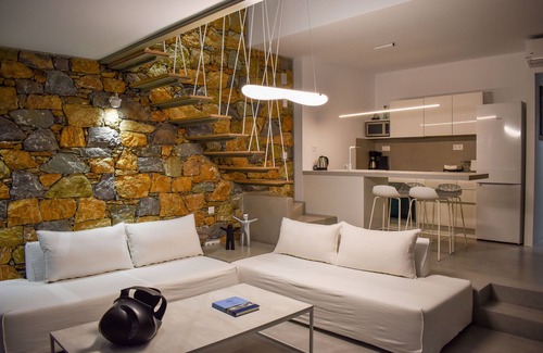 Punta Villa | Thalasses Villas Skiathos Villa Iioni 4 People Villa Beachfront