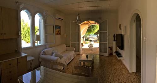 Ayia Thekla Villa | Thalassines Villas