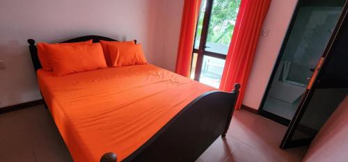 Kaduwela Hotel | Thambili Villa
