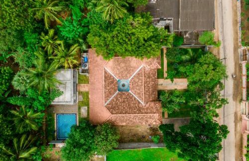 Jaffna Hotel | Thambu Illam