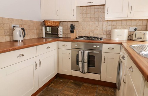 Roos Cottage | Thames Cottage