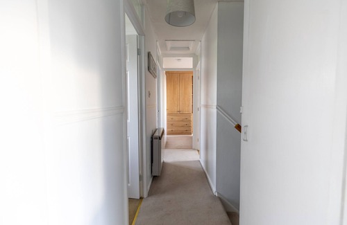Great Shelford House | Thames - Stylish Home in Cambridge | Long Stays | Contractors | Relocators