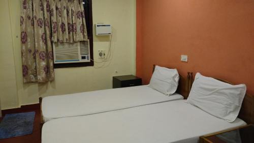 Teynampet House | Thangam balaji Guest House -Near US Consulate