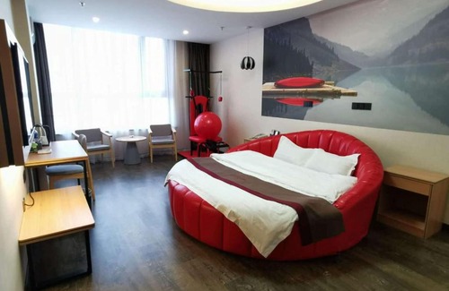 Haizhou District Hotel | Thank Inn Plus Hotel Liaoning Fuxin Passenger Terminal Station Store