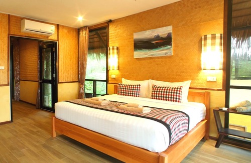 Ko Ngai Resort | Thapwarin Resort-Green Hotel