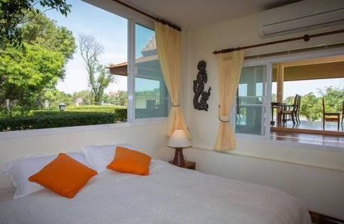 Doem Bang Nang Buat House | Tharnrarin Villa Suphan Buri
