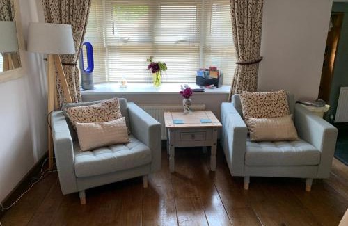 Watersfield House | Thatched Cottage