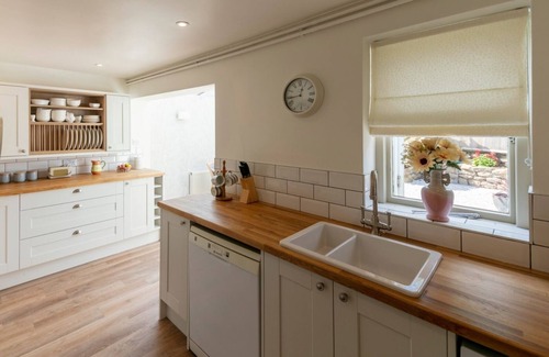 Bloxham Cottage | Thatched Cottage in Bloxham Banbury
