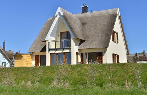 Juliusruh Apartment | Thatched cottage Ostseebrise - thatched cottage Ostseebrise