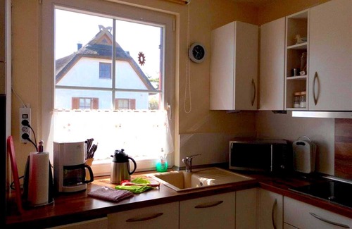 Ummanz House | Thatched cottage sunshine