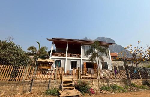 Nong Khiaw House | Thavixai Guesthouse