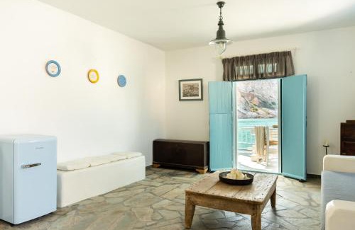 Firopotamos Apartment | Thavma View Milos