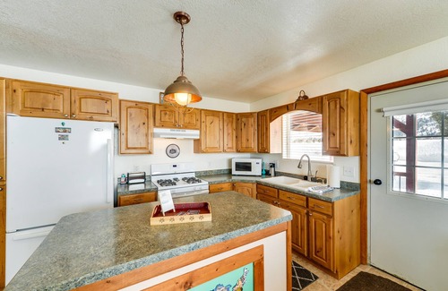 Thayne Apartment | Thayne Retreat w/Mountain Views - Near Trails!
