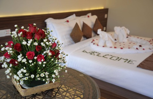 Ngapali Hotel | Thazin Palace A Hotel