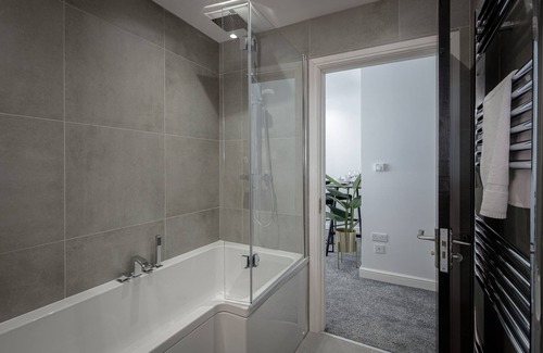 Blackpool Town Center Apartment | The 1878 Apartment 2