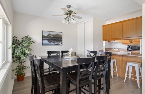 East Kootenay House | "The 19th Hole" - Townhouse Backs Onto Golf Course
