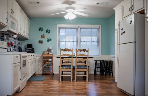 Shoreline Park House | The 1st Camp You'll Want to Stay At! Private Boat Launch & Plenty of Outdoor Fun
