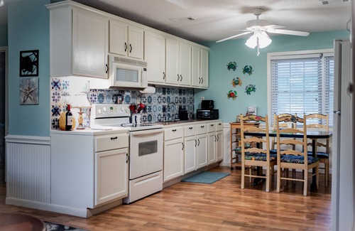 Shoreline Park House | The 1st Camp You'll Want to Stay At! Private Boat Launch & Plenty of Outdoor Fun