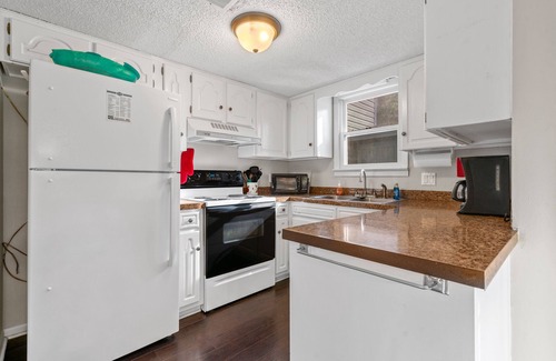 Hot Springs Village House | The 2 BDRM Lovely Lake Desoto Townhome