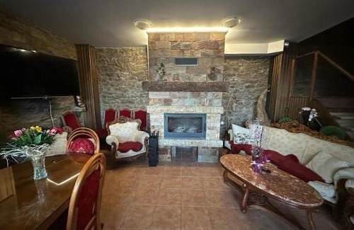 Dryanovo Villa | The 3 Pines GuestHouse - Трите Бора