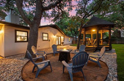 Fredericksburg House | The 309 Retreat - Hot Tub & Fire Pit