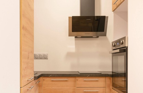 Jarny Apartment | The 4* "Emerald Green" apartment