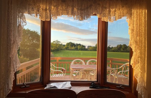 Baileys Harbor House | THE 4 K.S COTTAGE , PETS WELCOME, nBOOK NOW FOR OUR FALL FEST WEEKENDS,
